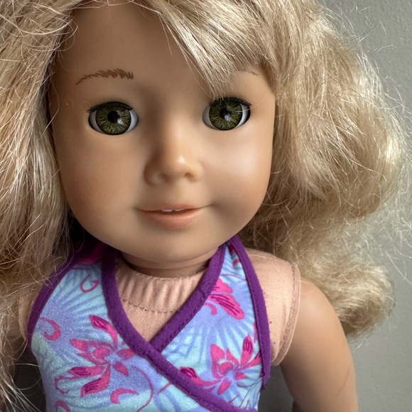 Other - American Girl Doll Lanie